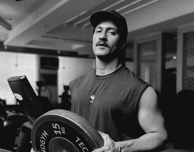 Vicky Kaushal Latest Photos